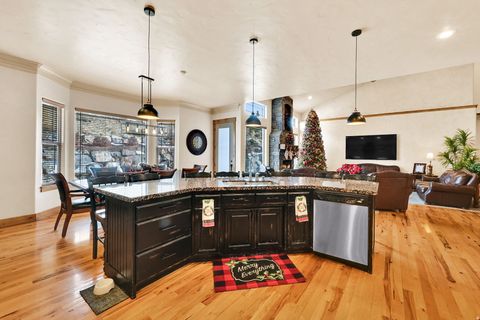 Tiny photo for 9616 N CANYON HEIGHTS DR, Cedar Hills, UT 84062 (MLS # 2125226)