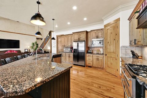 Tiny photo for 9616 N CANYON HEIGHTS DR, Cedar Hills, UT 84062 (MLS # 2125226)