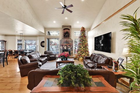 Tiny photo for 9616 N CANYON HEIGHTS DR, Cedar Hills, UT 84062 (MLS # 2125226)