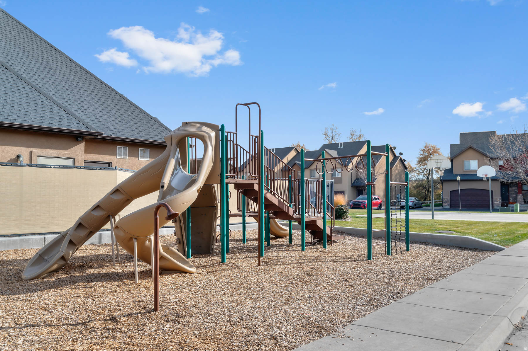 MAPLEWOOD GROVE - Residential