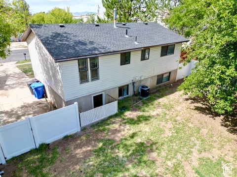 Tiny photo for 1764 N 550 W, Clinton, UT 84015 (MLS # 2187335)