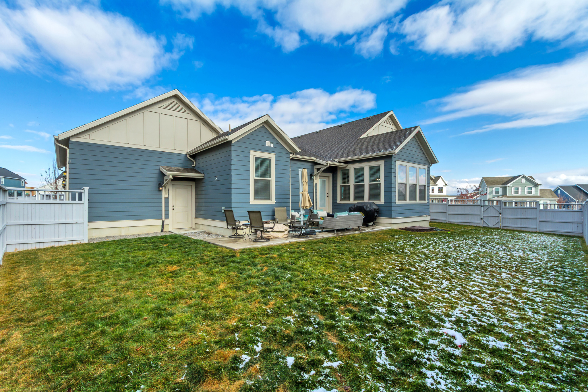 DAYBREAK - Residential