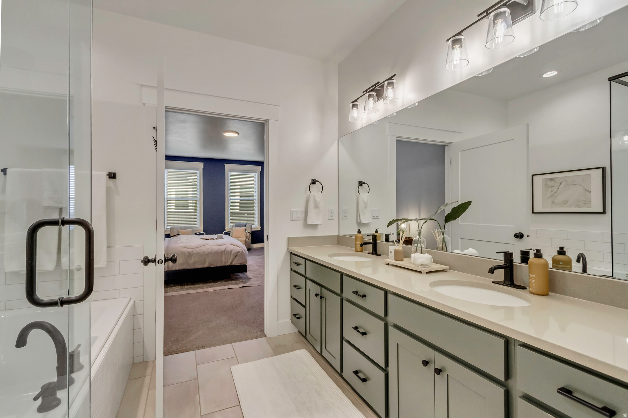 DAYBREAK - Residential