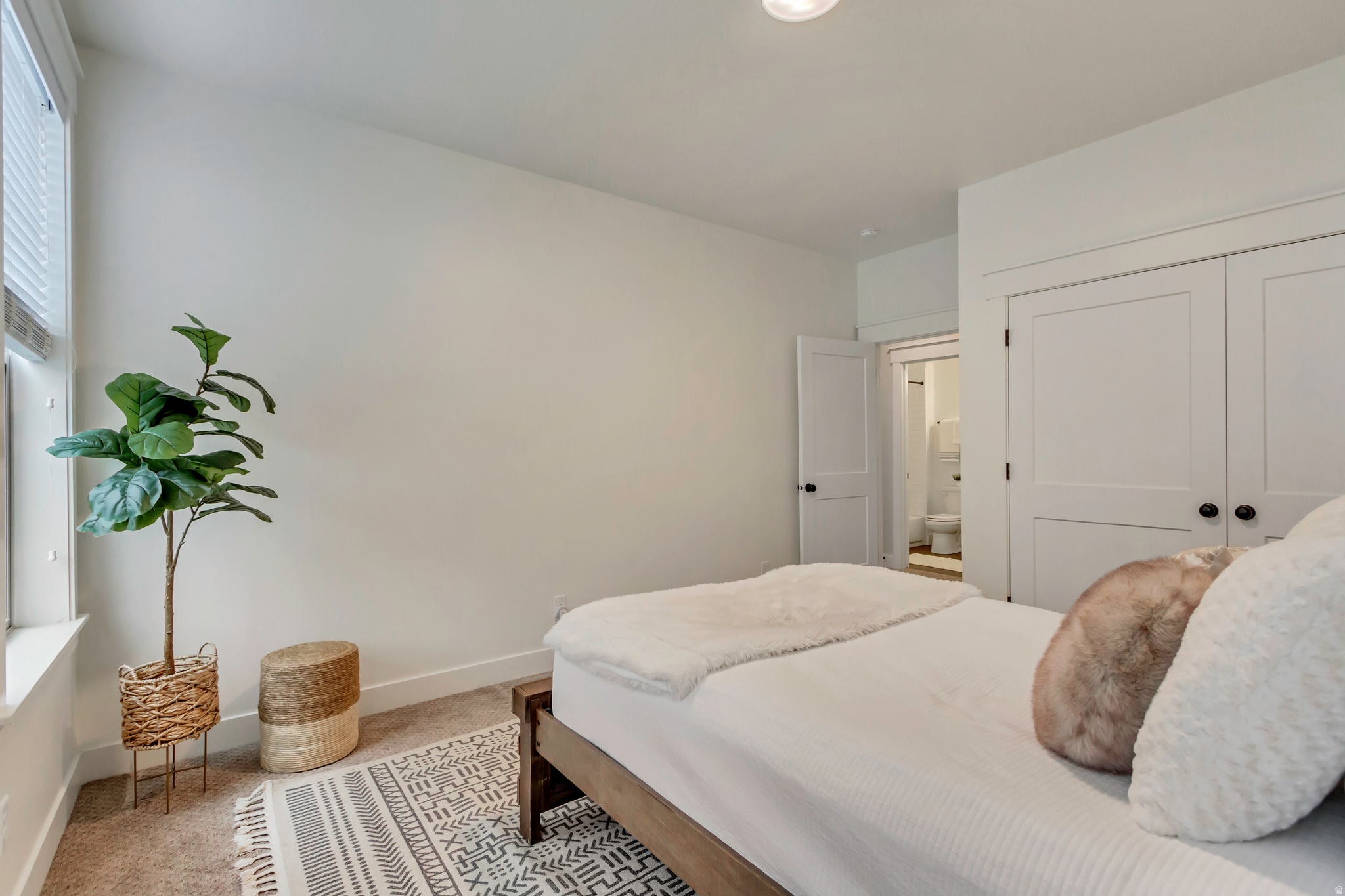 DAYBREAK - Residential