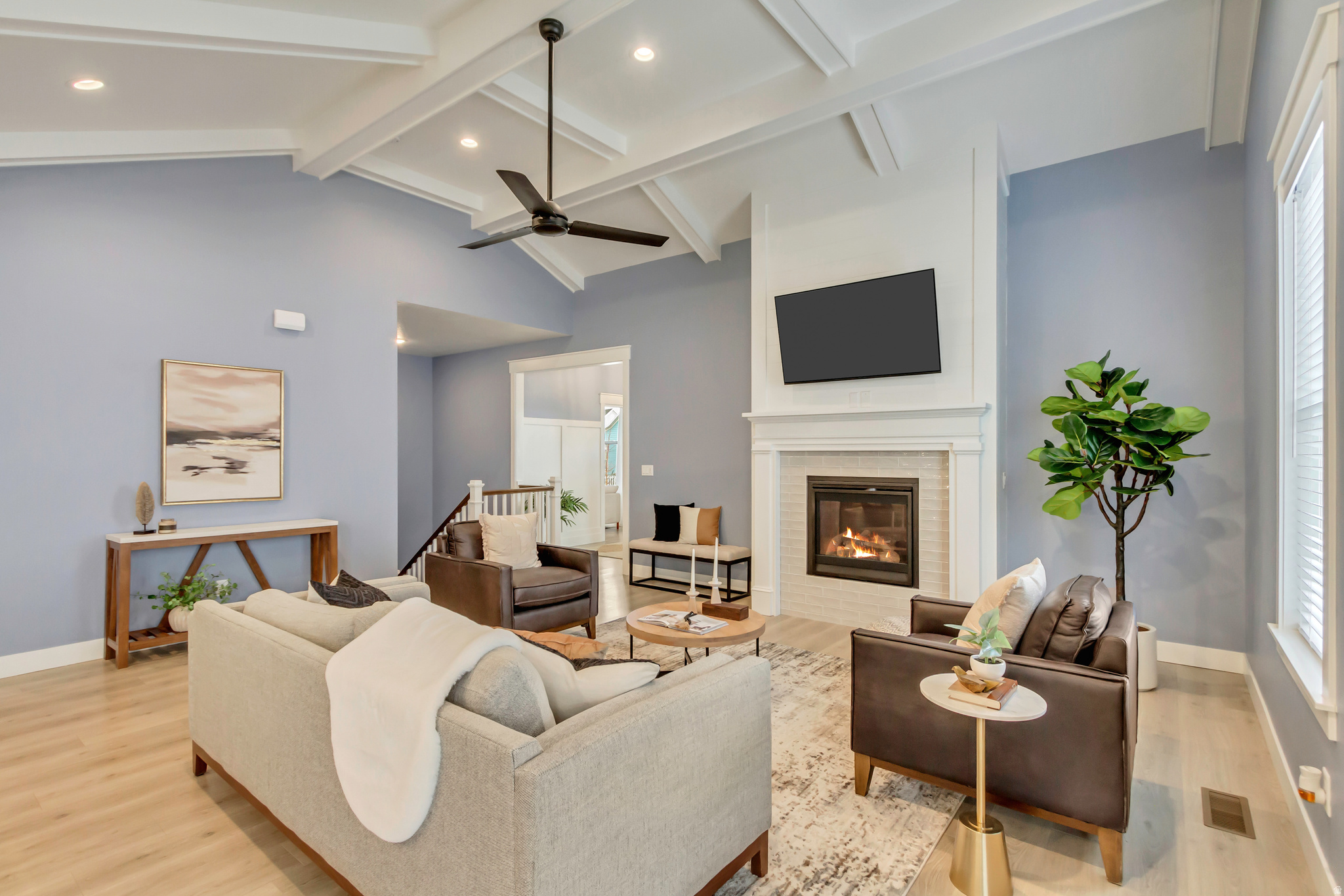 DAYBREAK - Residential