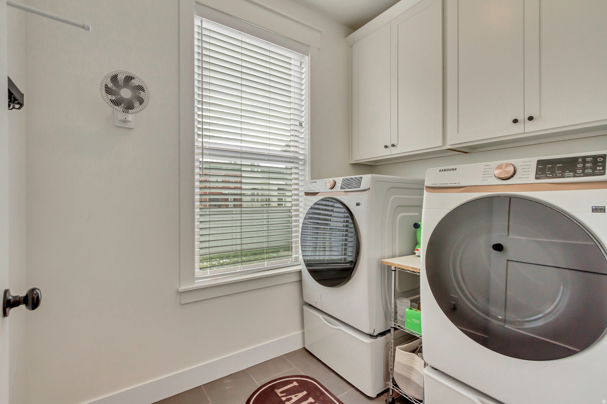 DAYBREAK - Residential