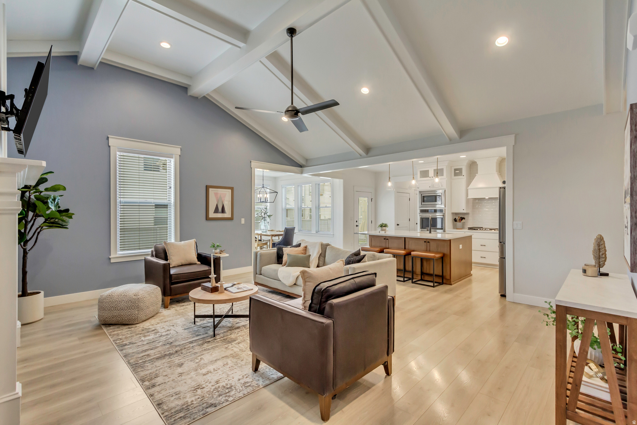 DAYBREAK - Residential