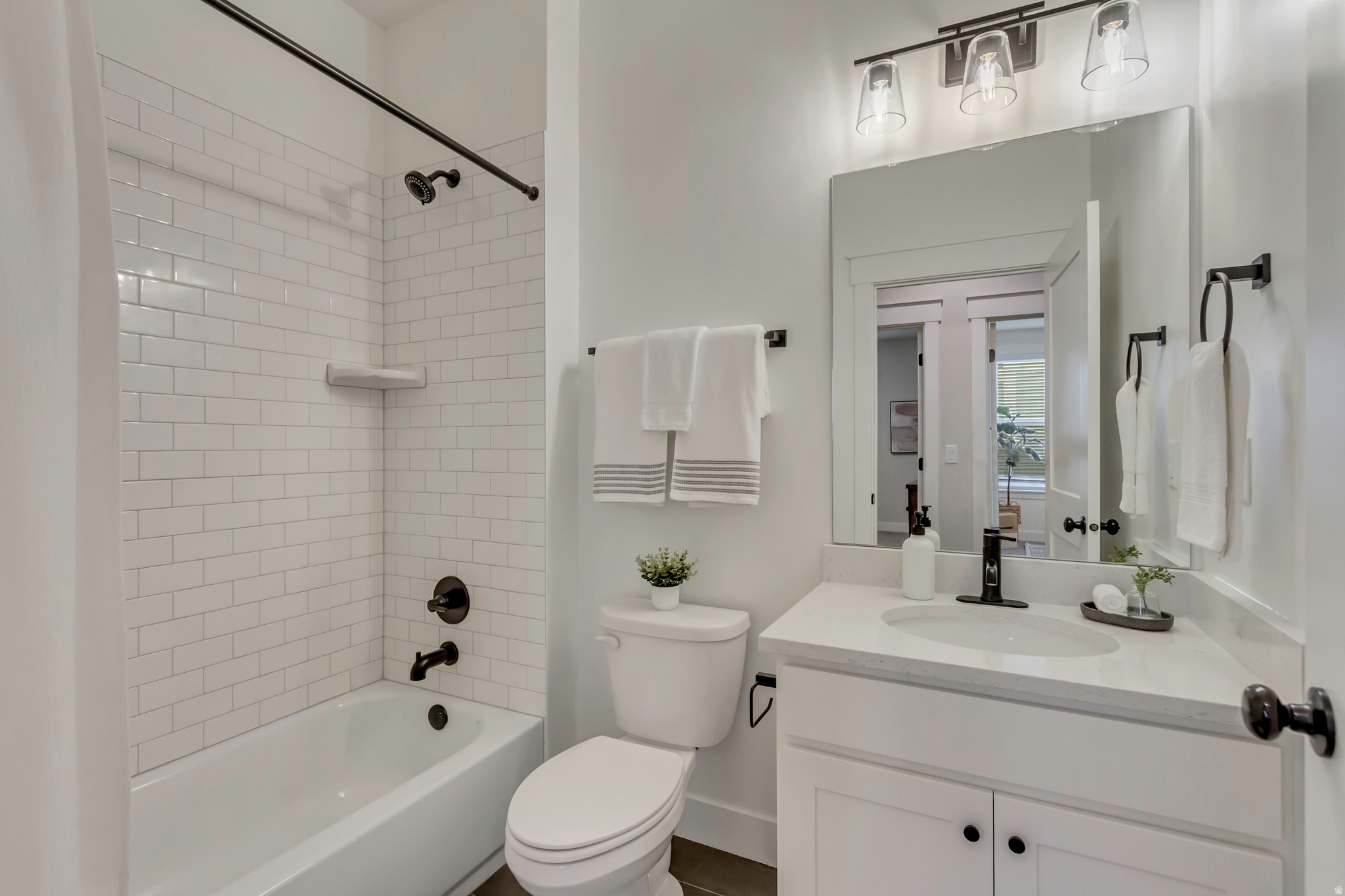 DAYBREAK - Residential