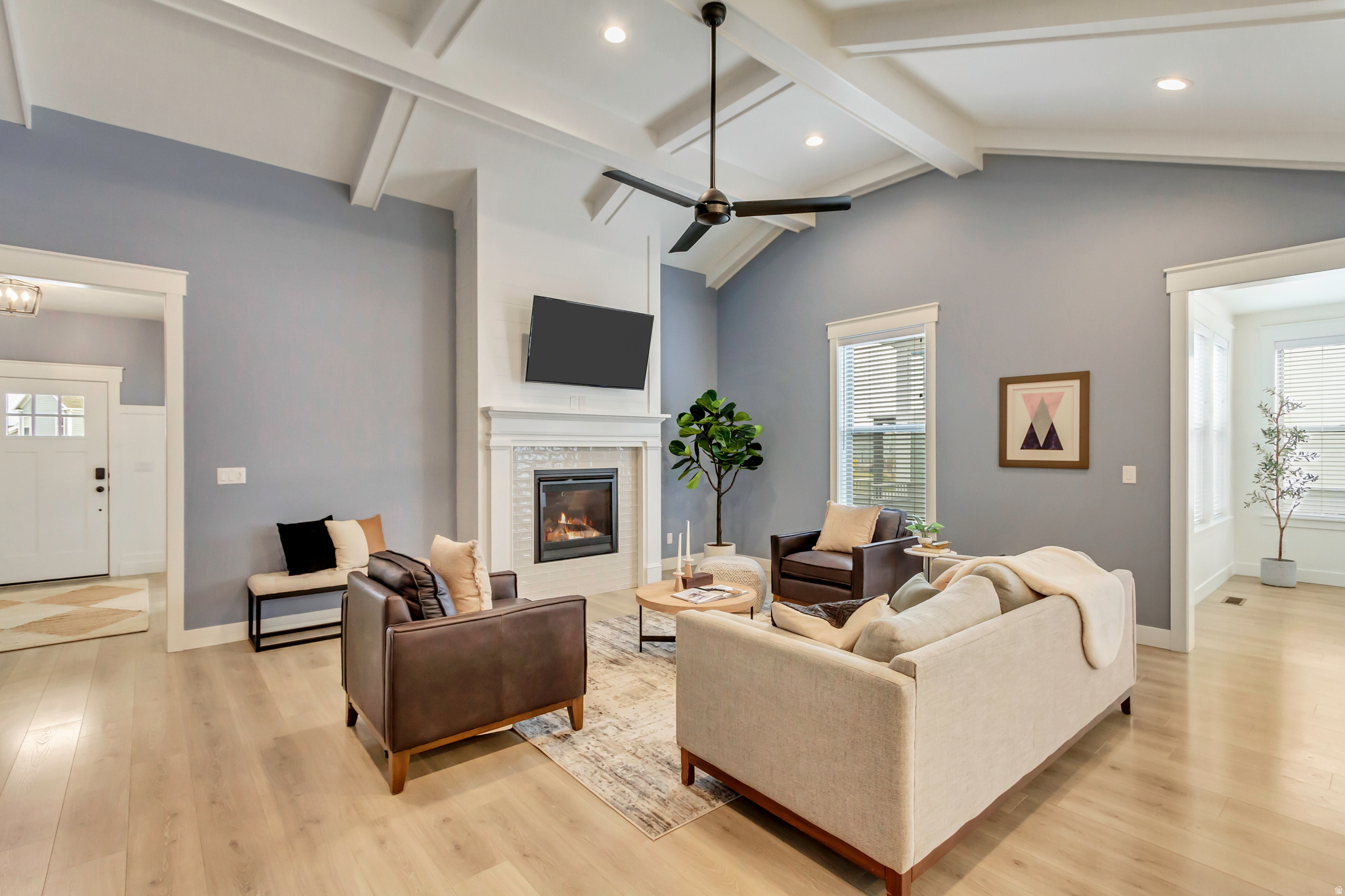 DAYBREAK - Residential