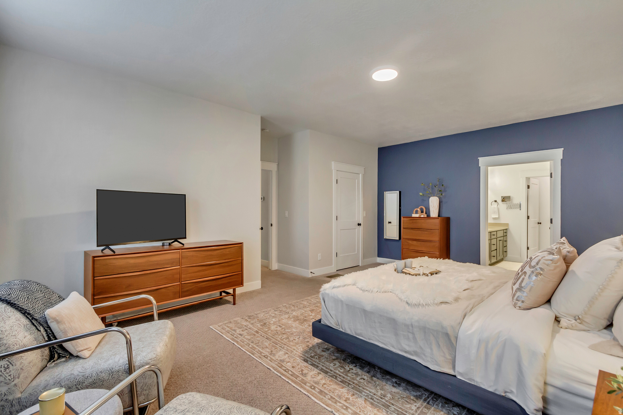 DAYBREAK - Residential