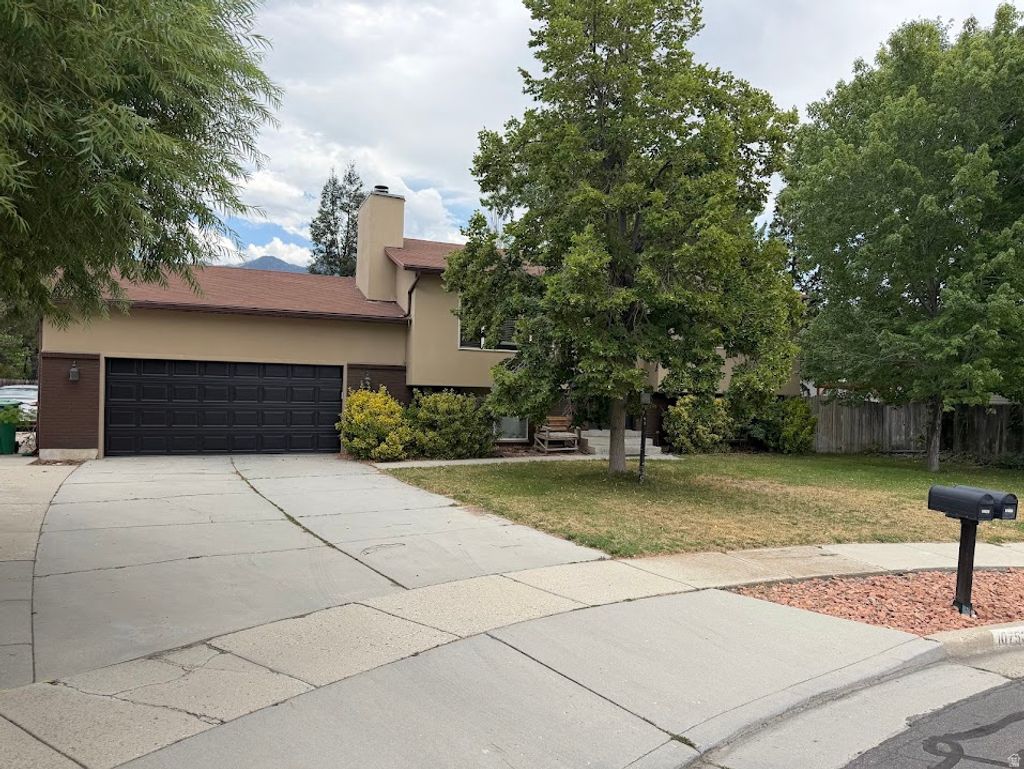Photo of 10753 S 895 E, Sandy, UT 84094 (MLS # 2174545)
