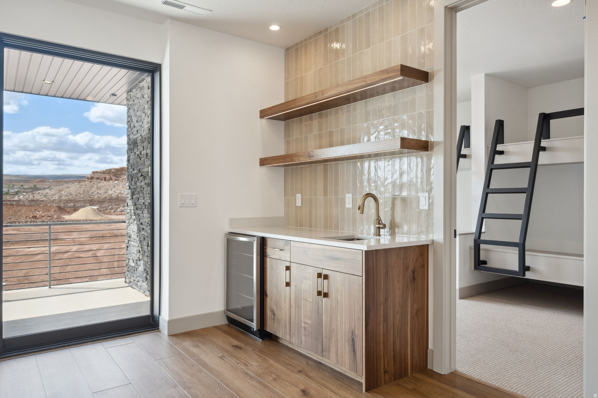 ISLAND AT CORAL CANYON - Residential Income