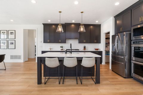 Tiny photo for 830 W 1950 S, Orem, UT 84058 (MLS # 2152495)