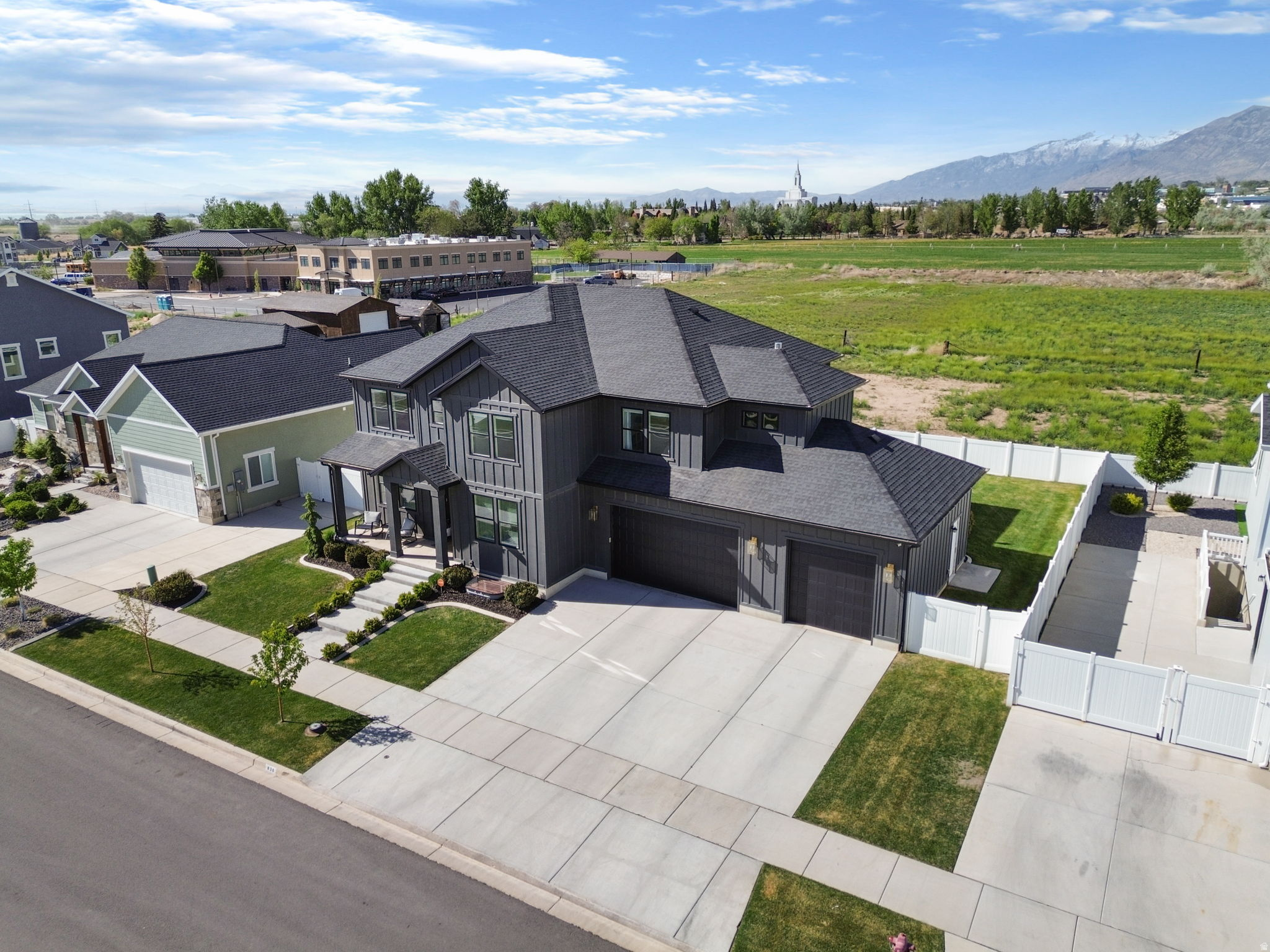 PAYTON CROSSING - Residential