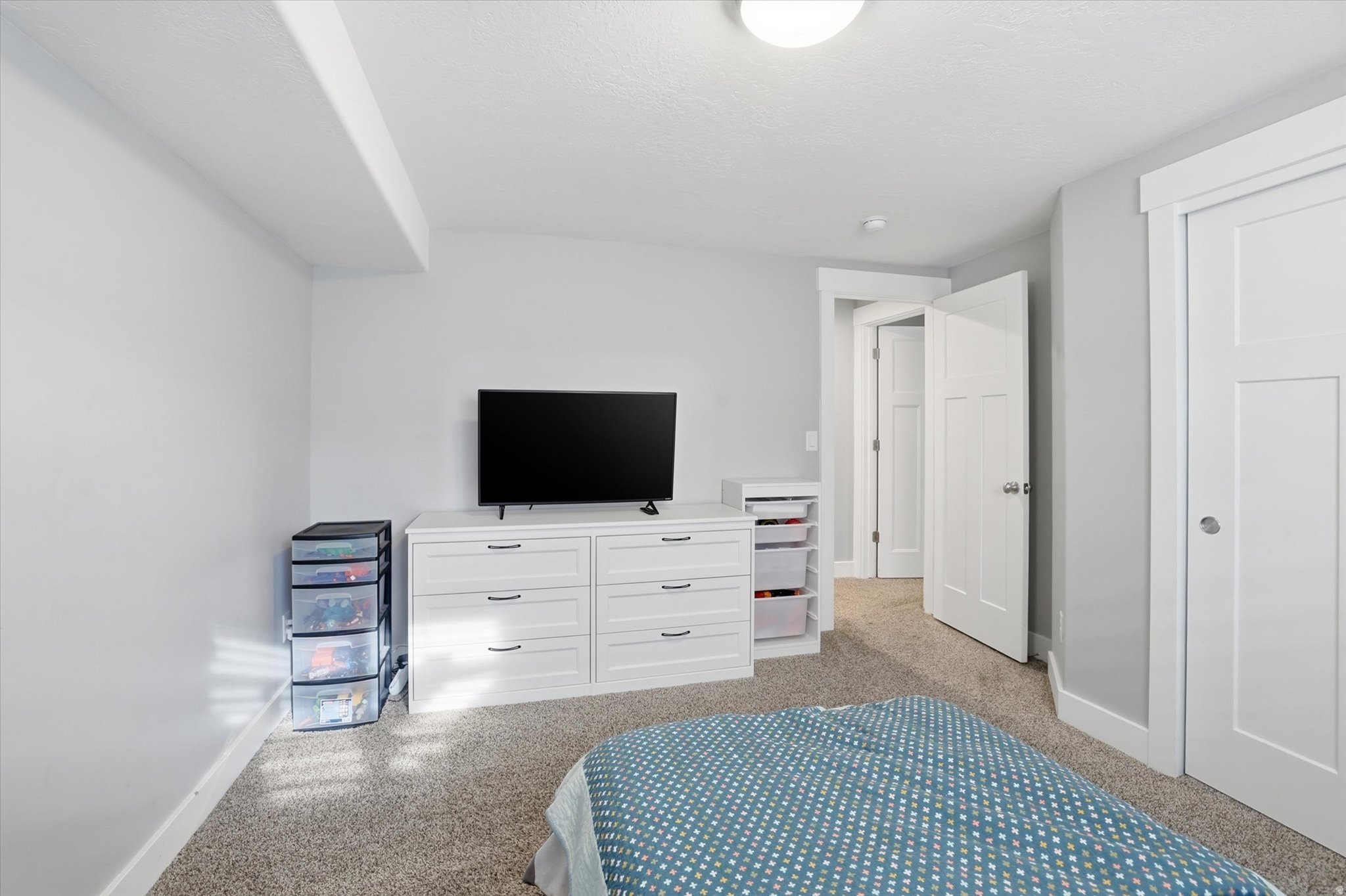 CRYSTAL CREEK - Residential