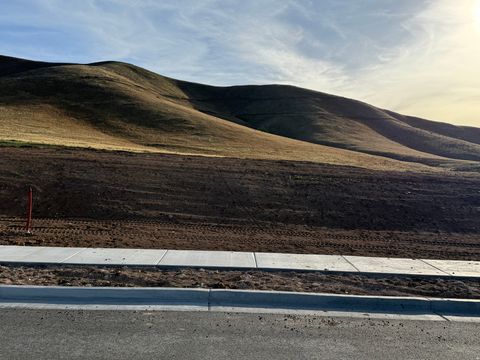 Tiny photo for 585 E BERKSHIRE DR S, Tooele, UT 84074 (MLS # 2146374)