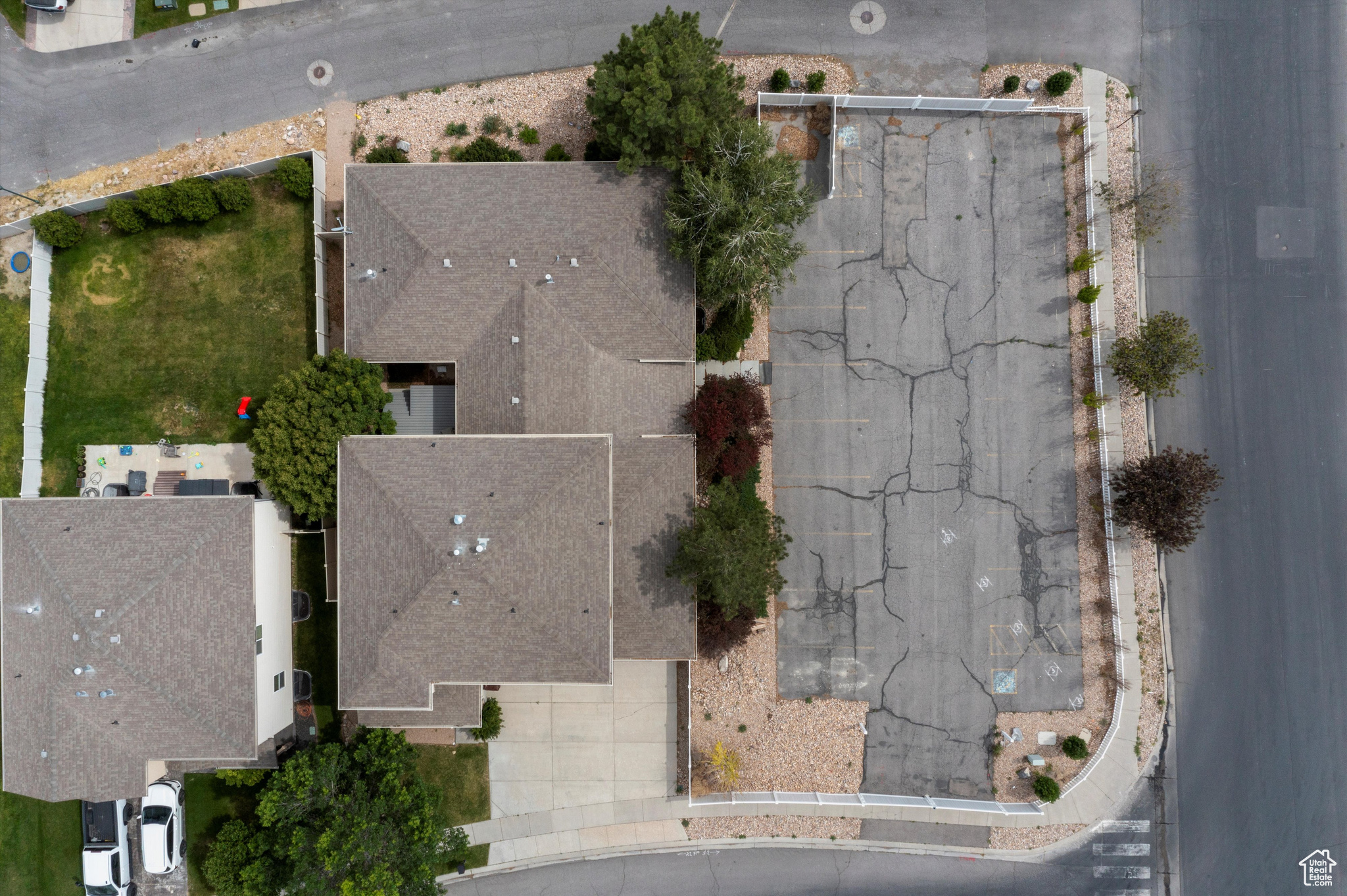 COLONIAL PARK - Residential