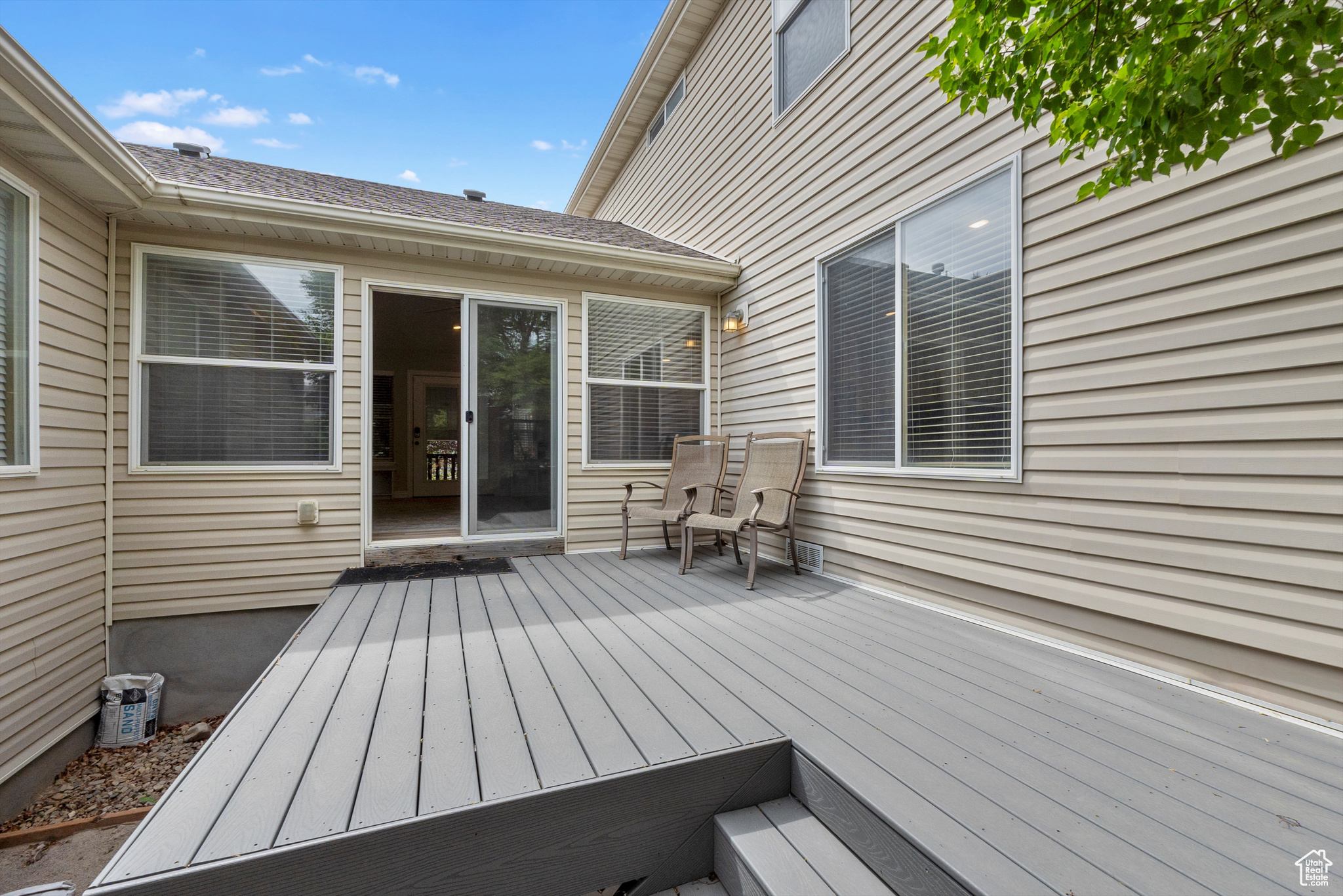 COLONIAL PARK - Residential