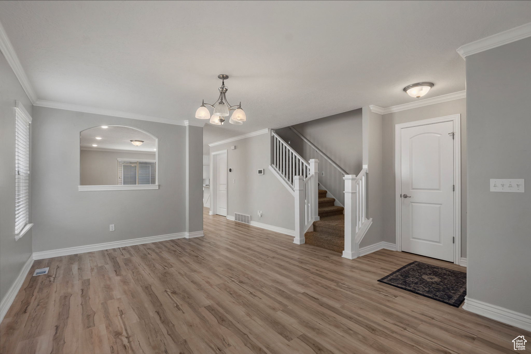 COLONIAL PARK - Residential