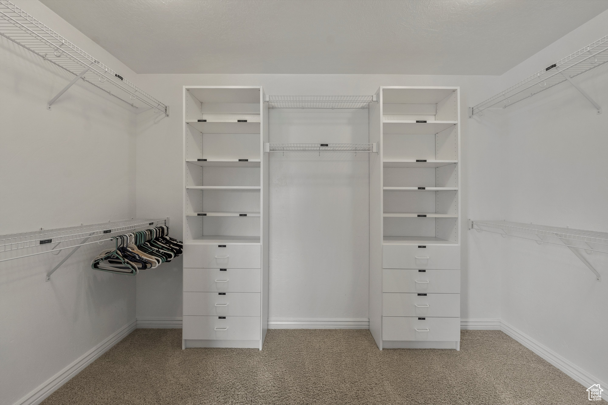 COLONIAL PARK - Residential