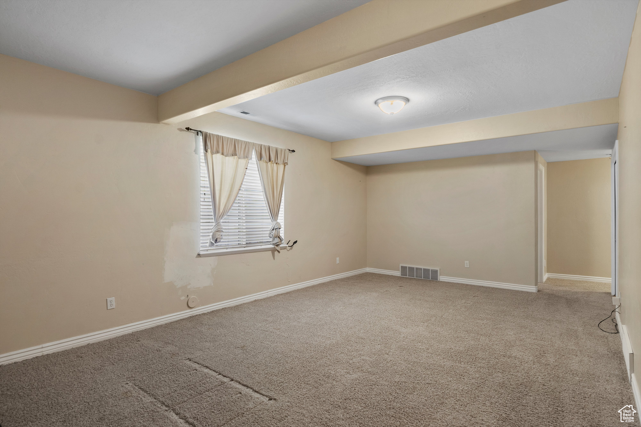 COLONIAL PARK - Residential