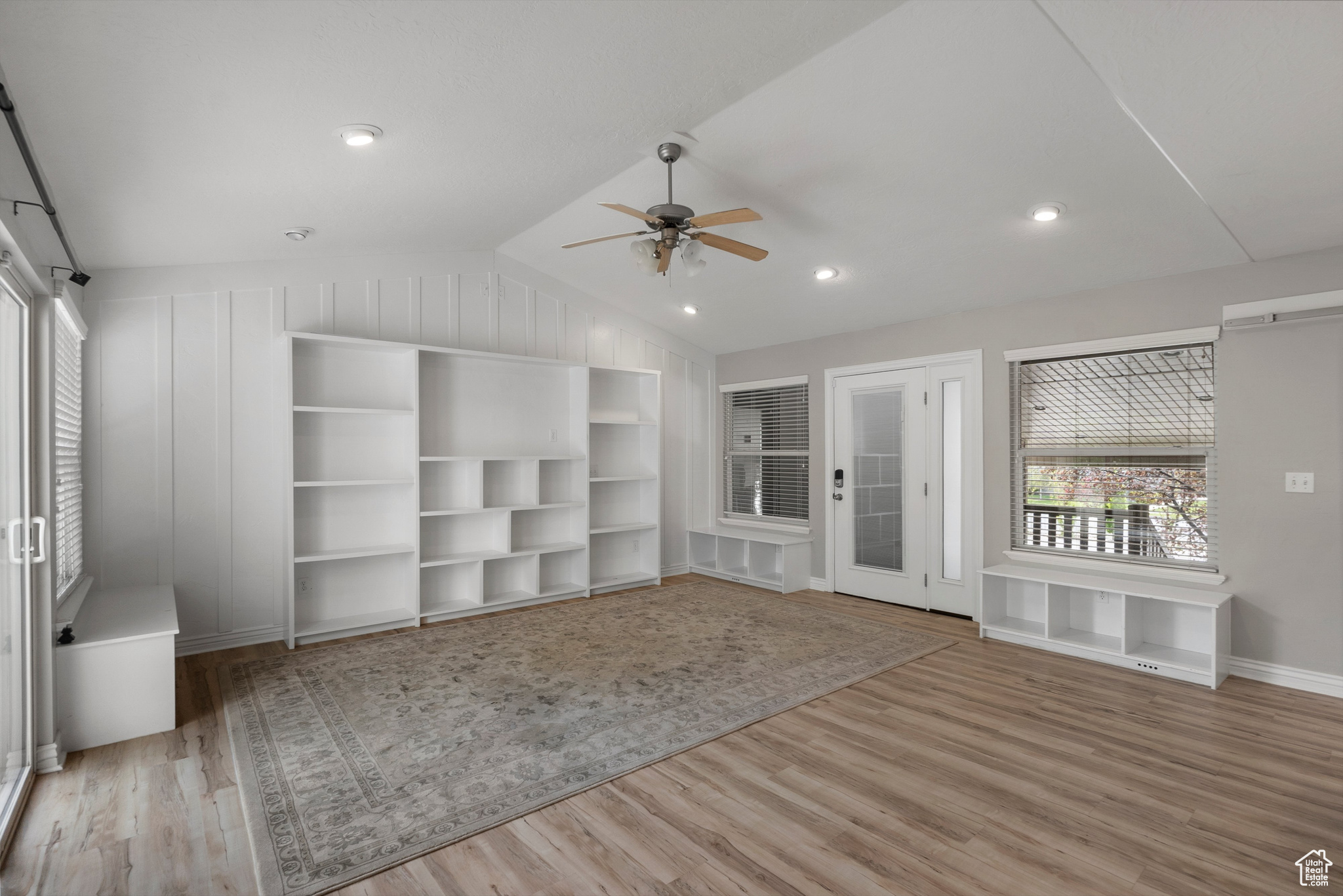 COLONIAL PARK - Residential