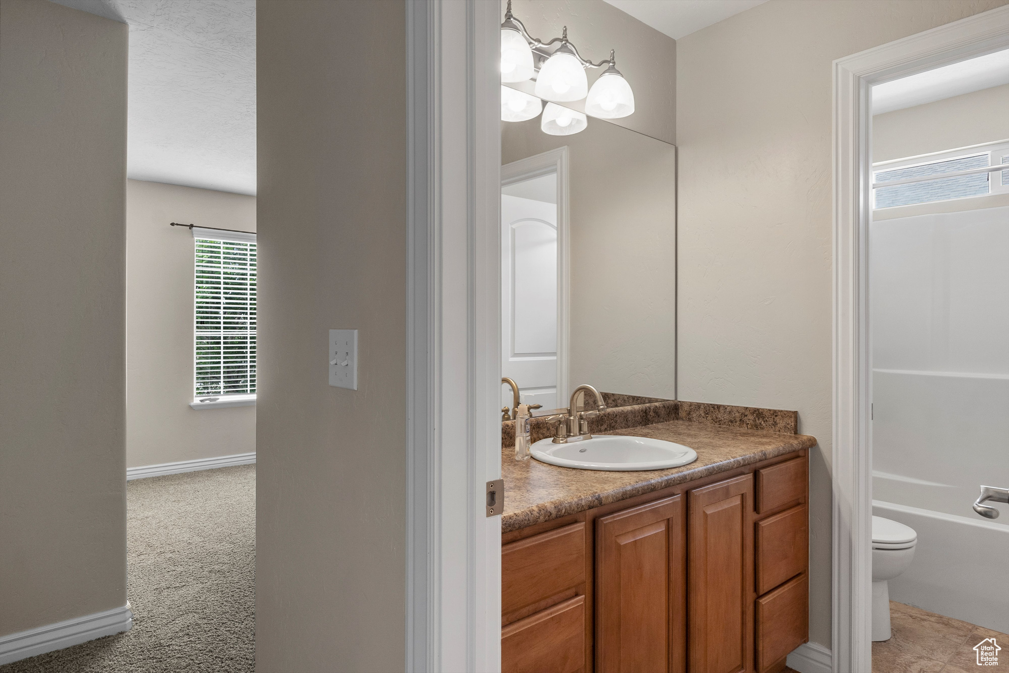 COLONIAL PARK - Residential