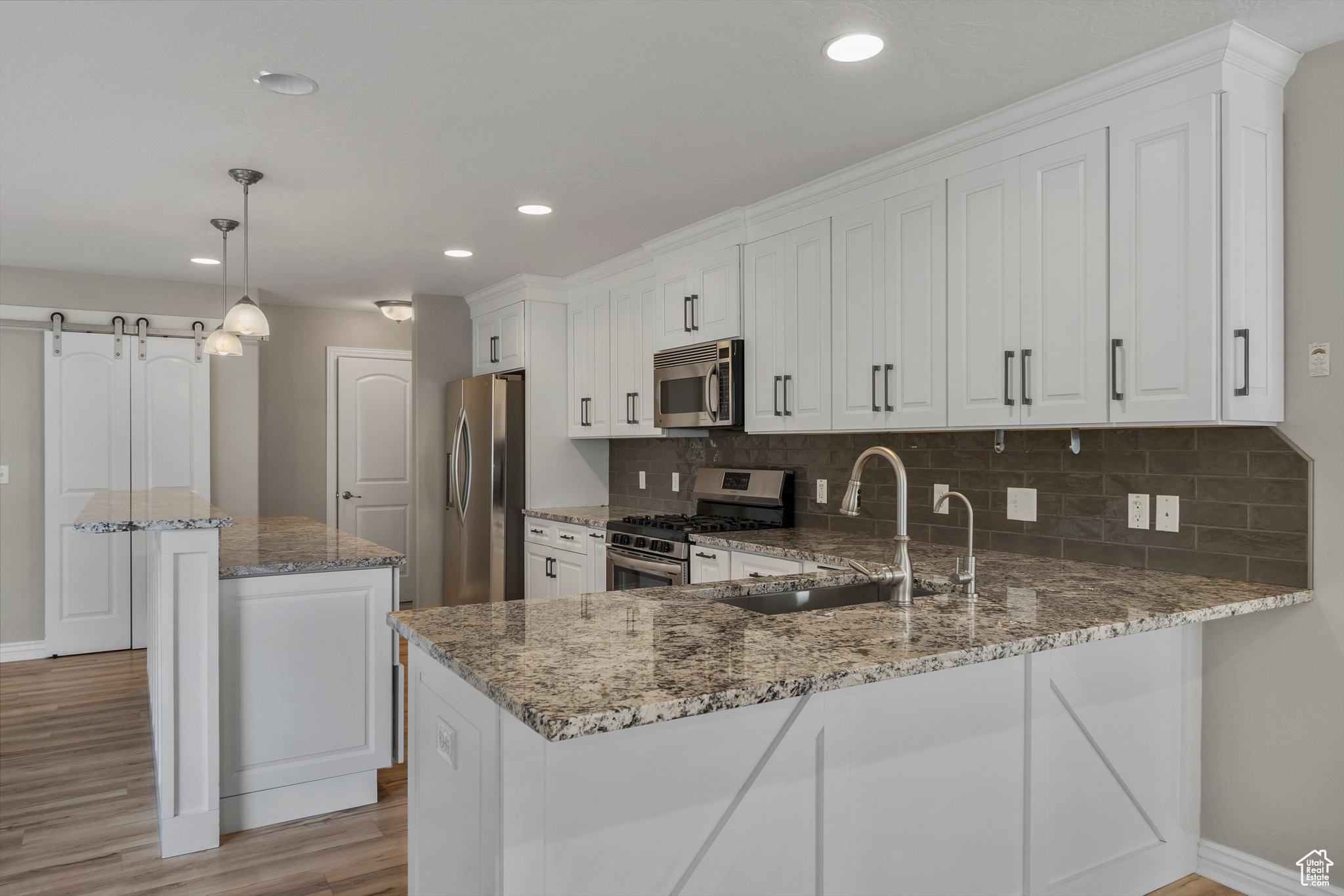 COLONIAL PARK - Residential