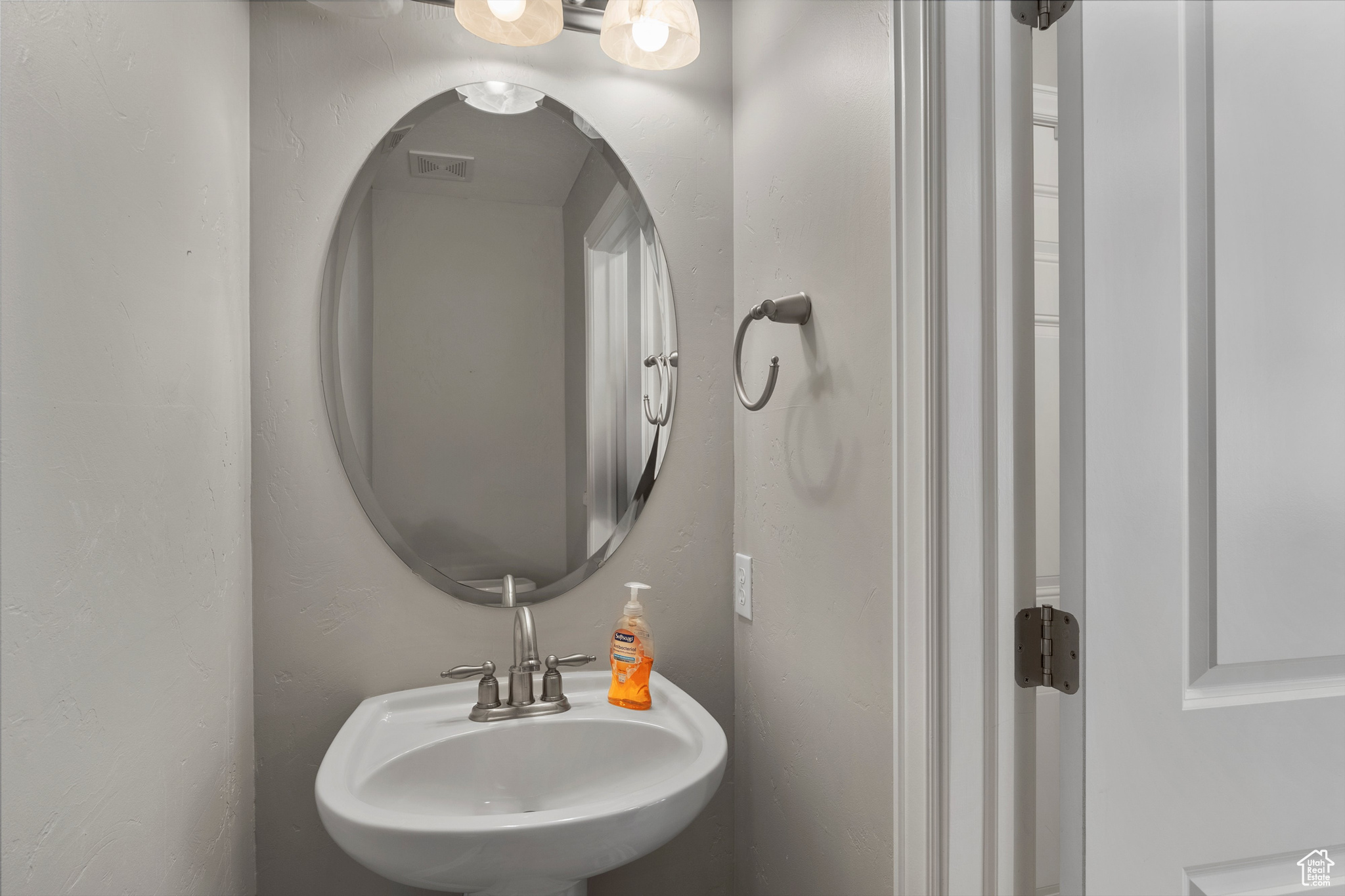 COLONIAL PARK - Residential