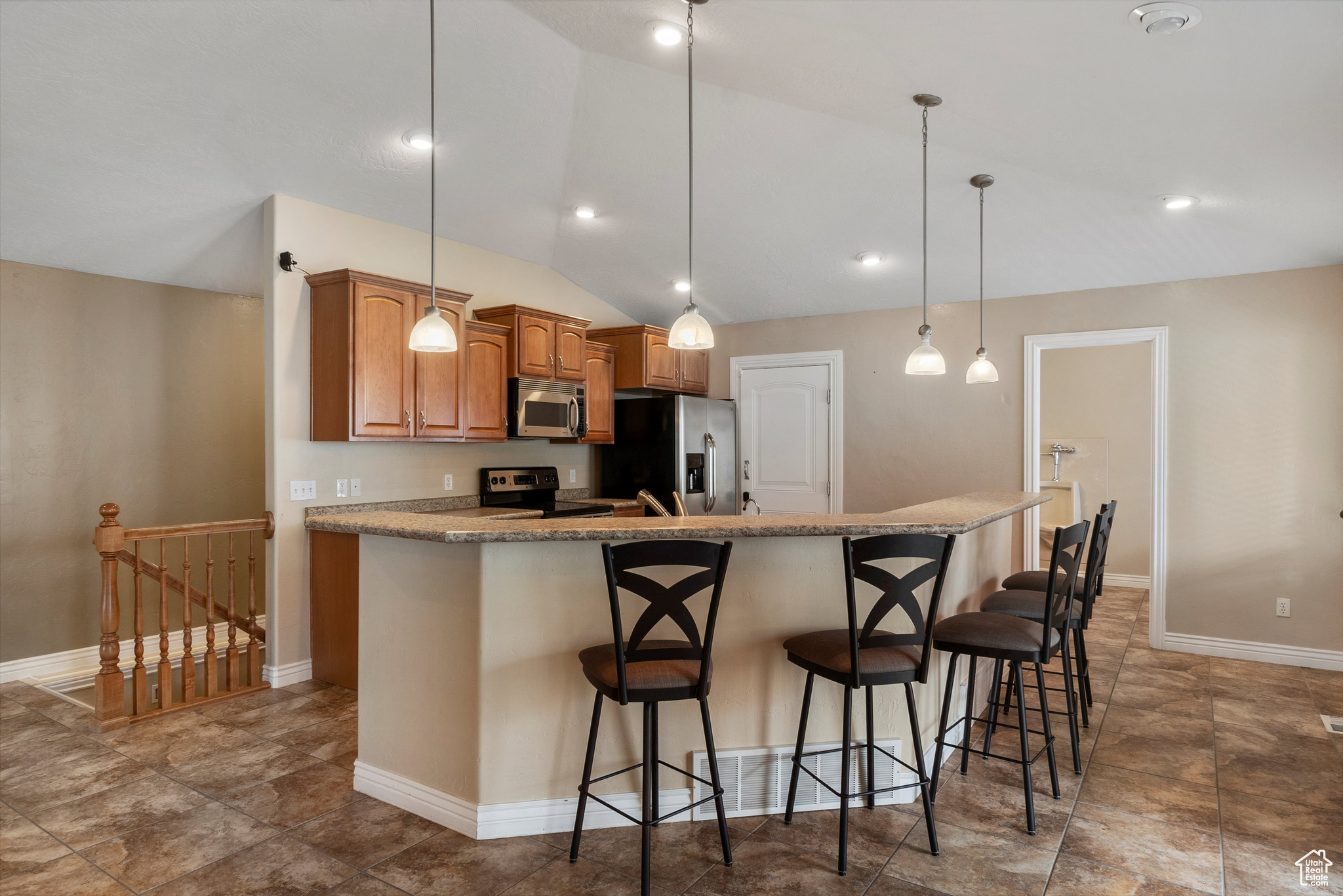 COLONIAL PARK - Residential