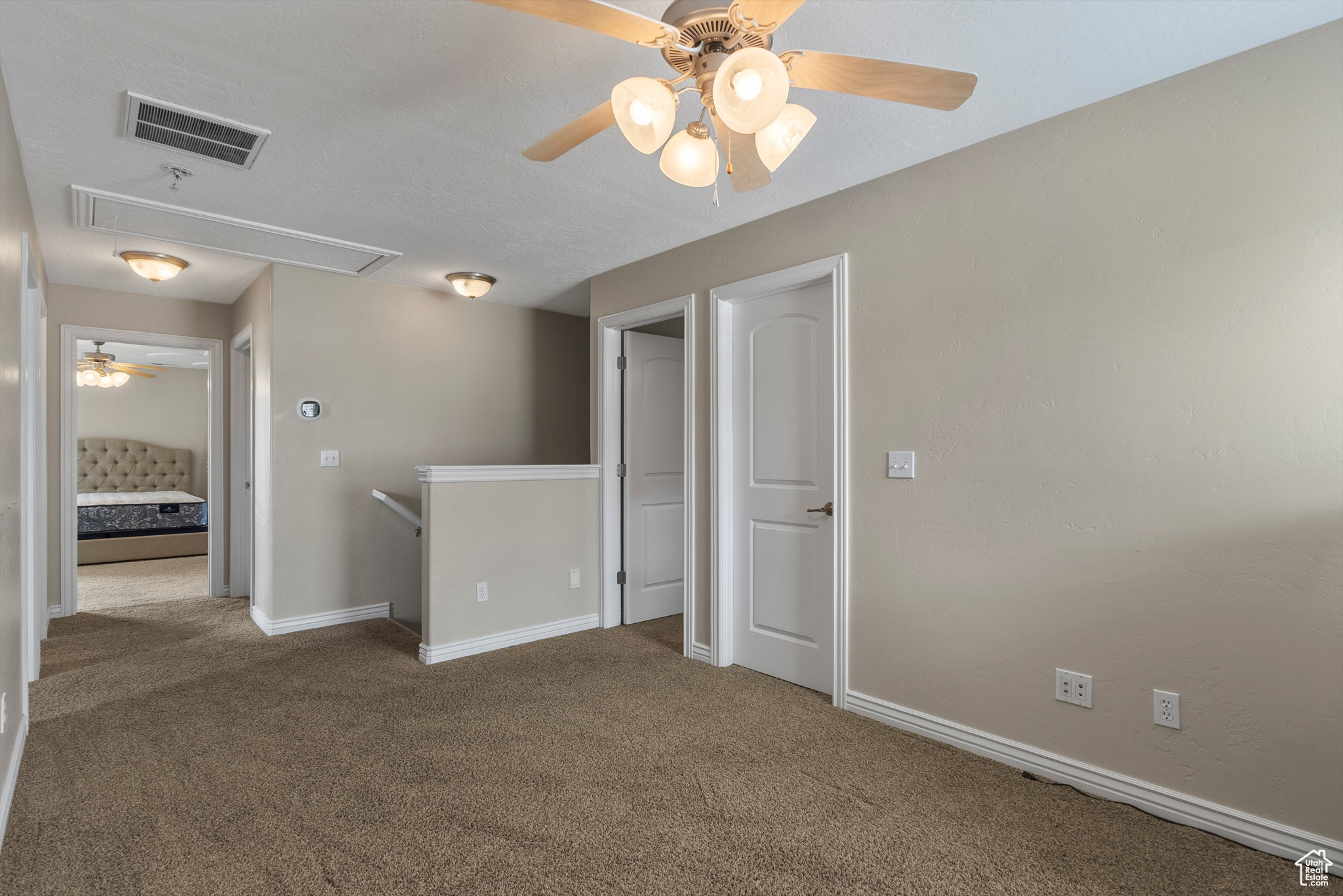 COLONIAL PARK - Residential