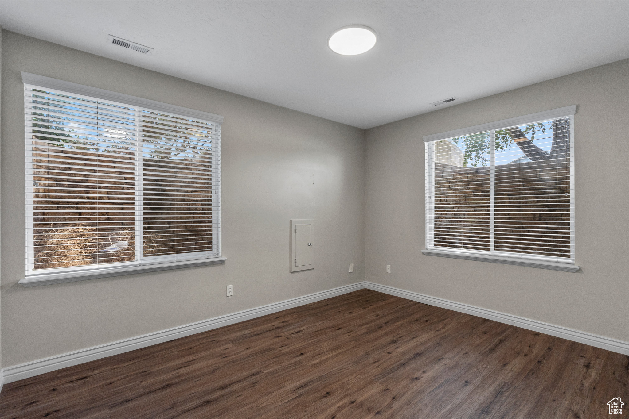 COLONIAL PARK - Residential