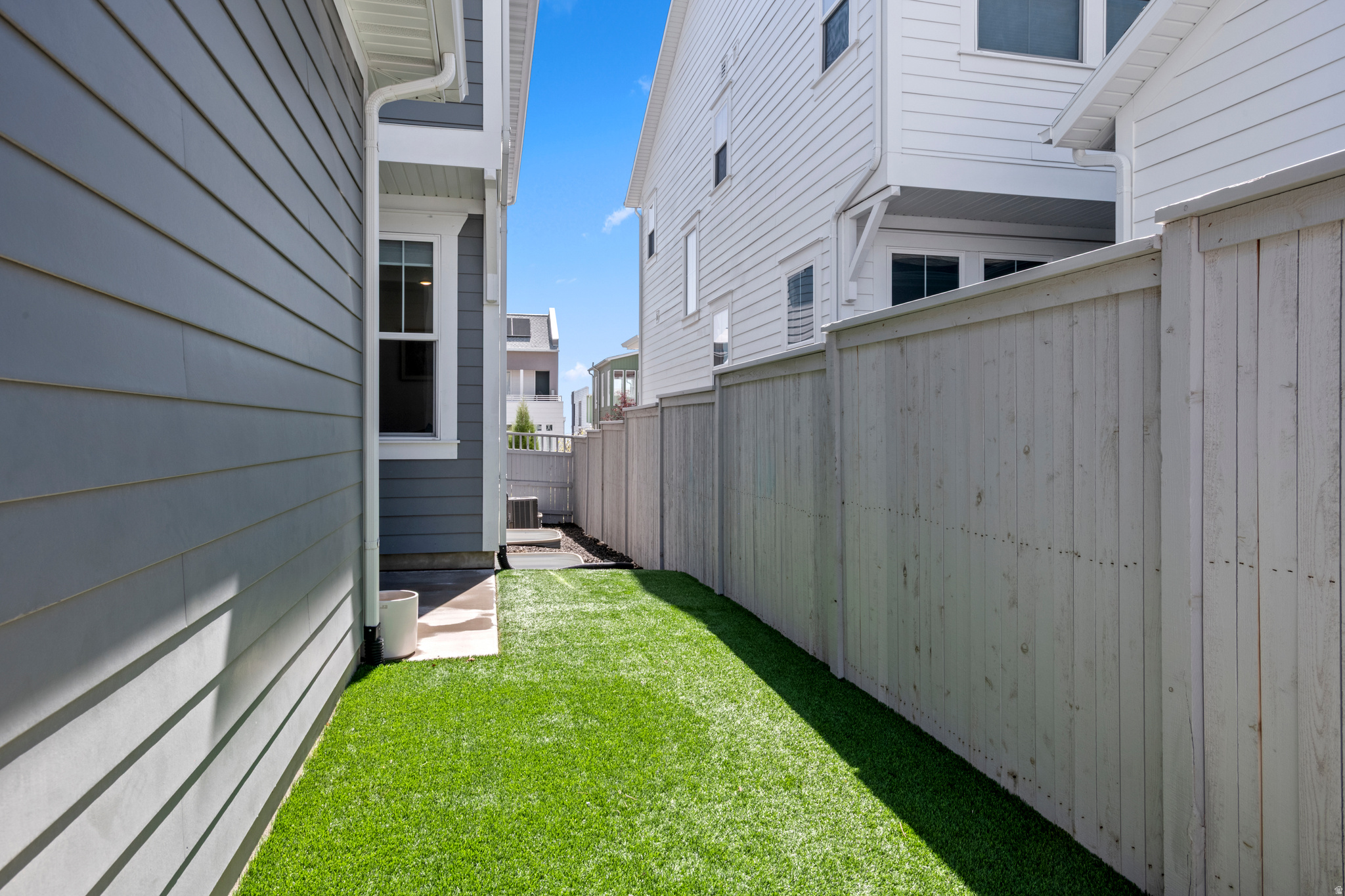 LOT 174, DAYBREAK VILLAGE 11A PLAT 2 SUB 11199-311 - Residential Income