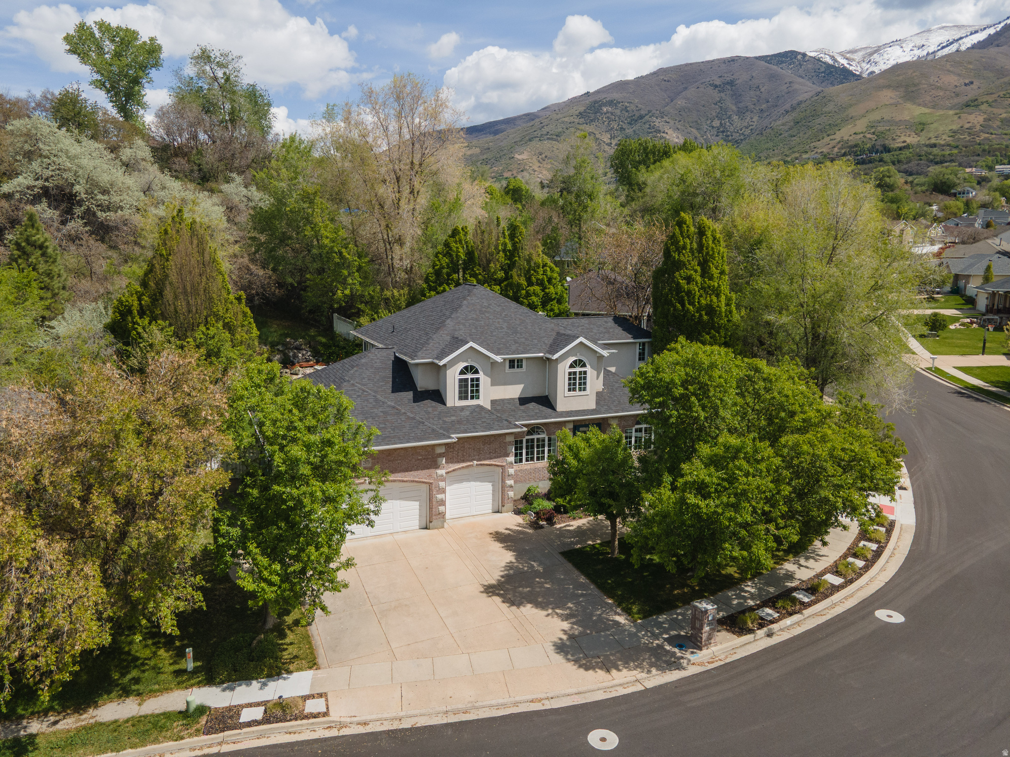COTTONWOOD - Residential