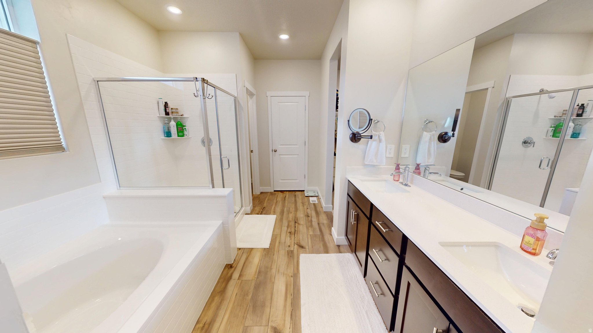 ERICKSON ESTATES - Residential