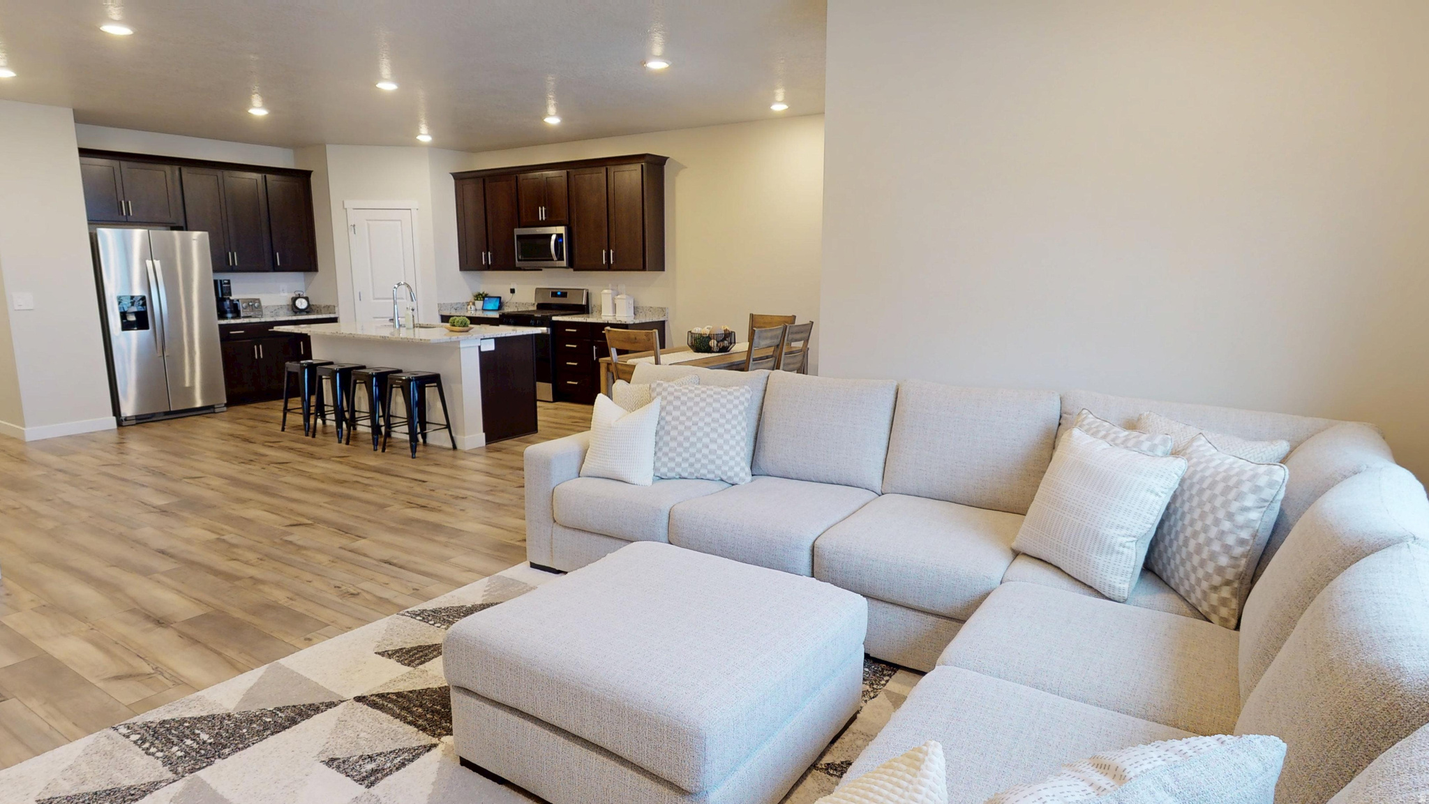 ERICKSON ESTATES - Residential