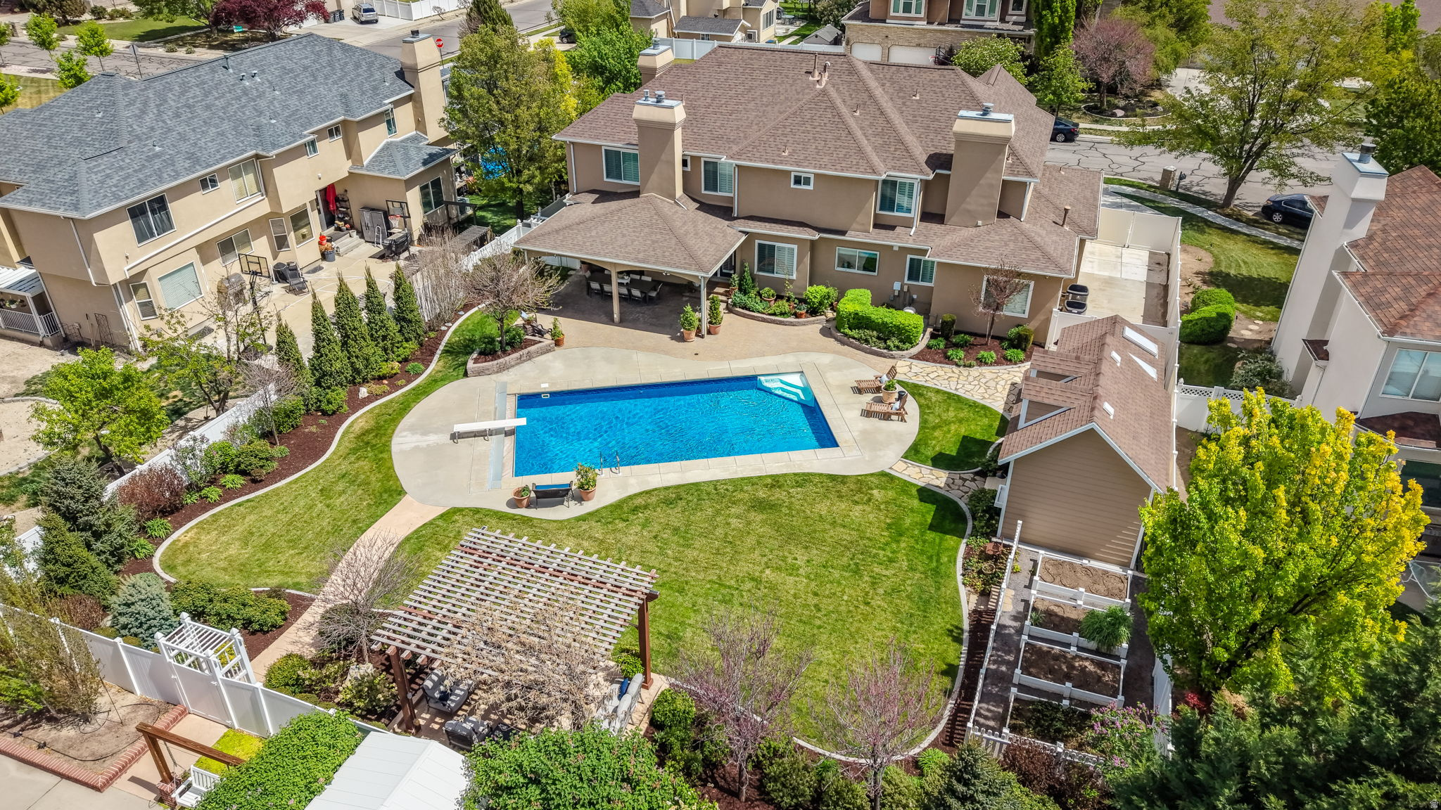 HEATHERWOOD - Residential