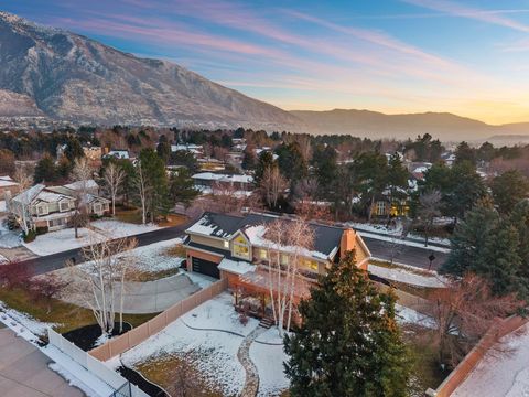 Tiny photo for 16 GATEHOUSE LN, Sandy, UT 84092 (MLS # 2130811)