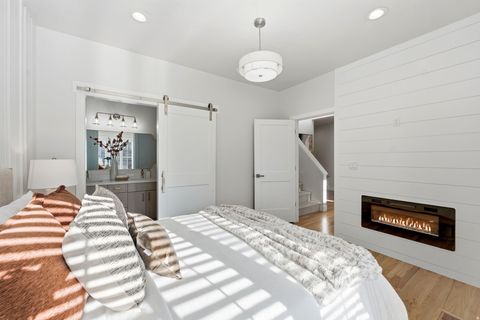 Tiny photo for 16 GATEHOUSE LN, Sandy, UT 84092 (MLS # 2130811)