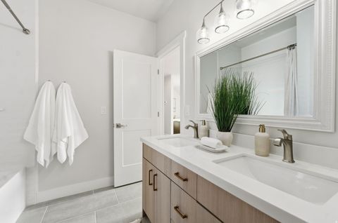 Tiny photo for 16 GATEHOUSE LN, Sandy, UT 84092 (MLS # 2130811)