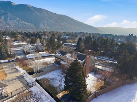 Tiny photo for 16 GATEHOUSE LN, Sandy, UT 84092 (MLS # 2130811)