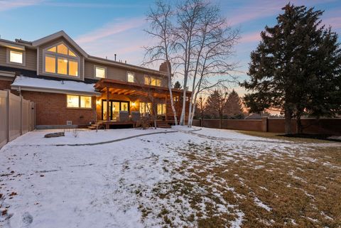 Tiny photo for 16 GATEHOUSE LN, Sandy, UT 84092 (MLS # 2130811)