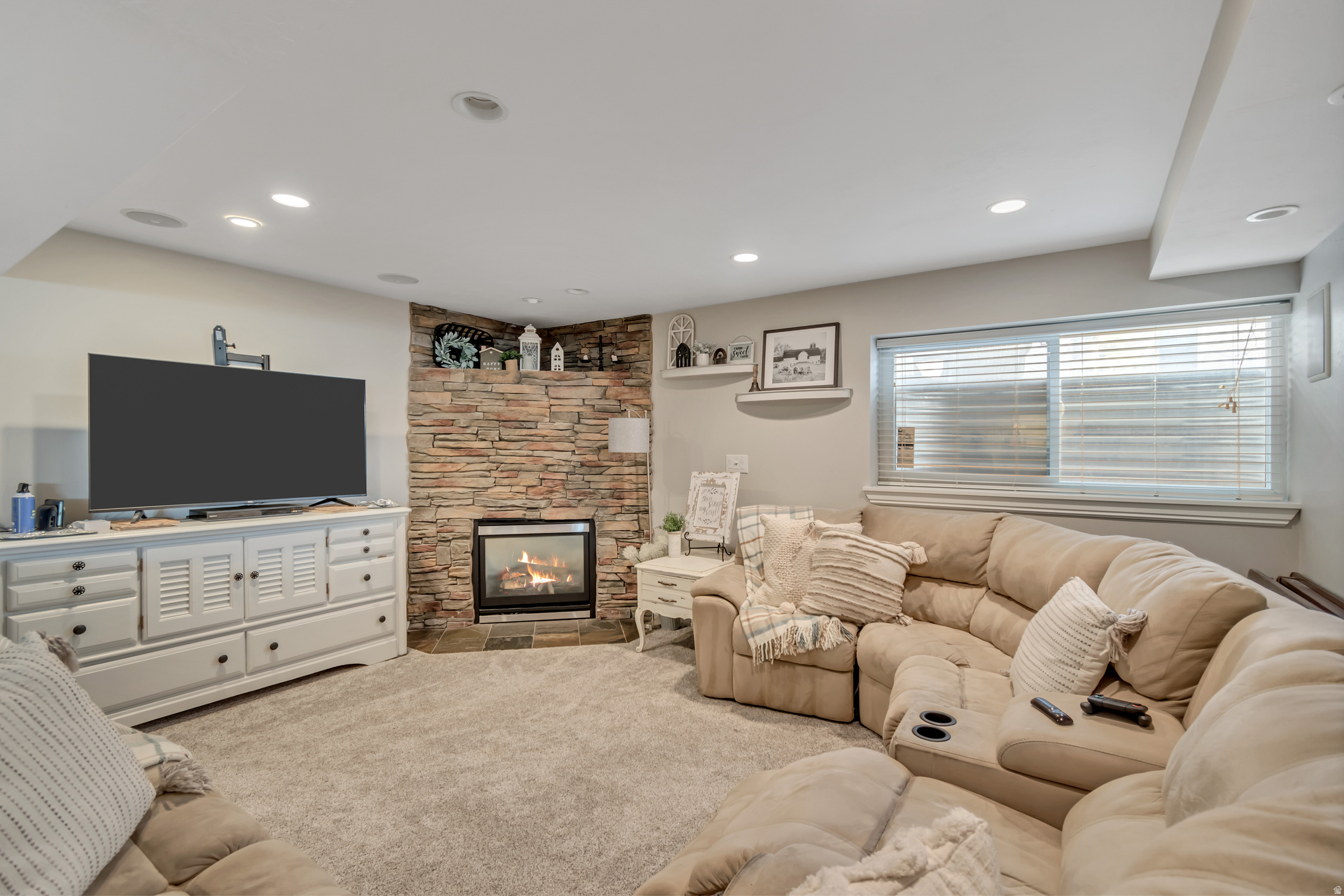 VISTA MEADOWS - Residential