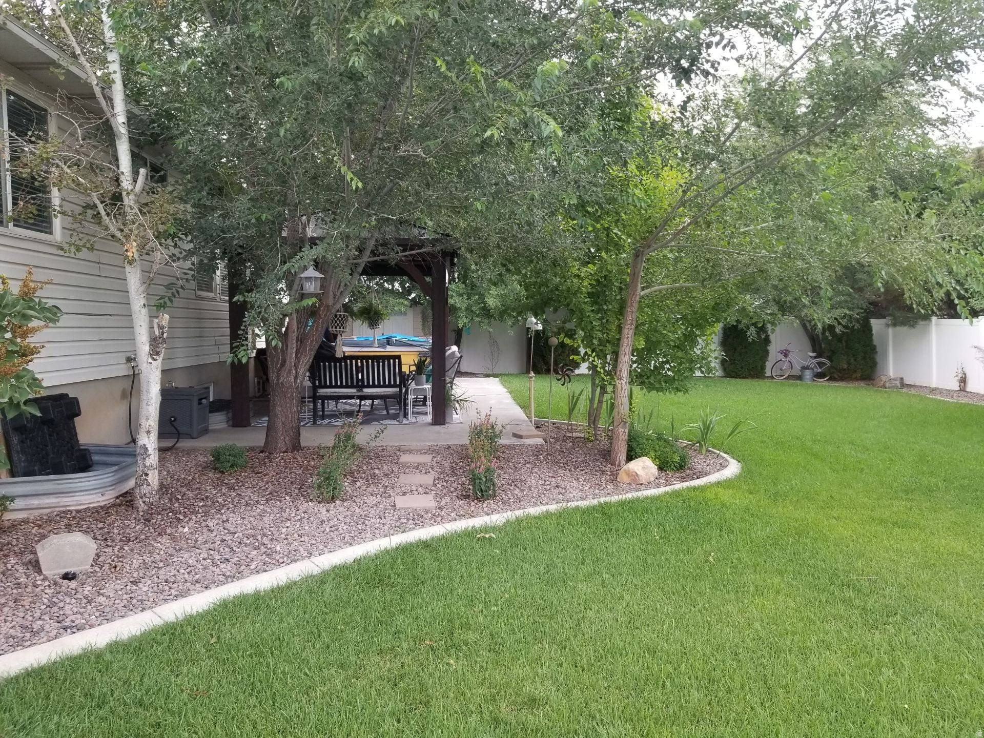 VISTA MEADOWS - Residential