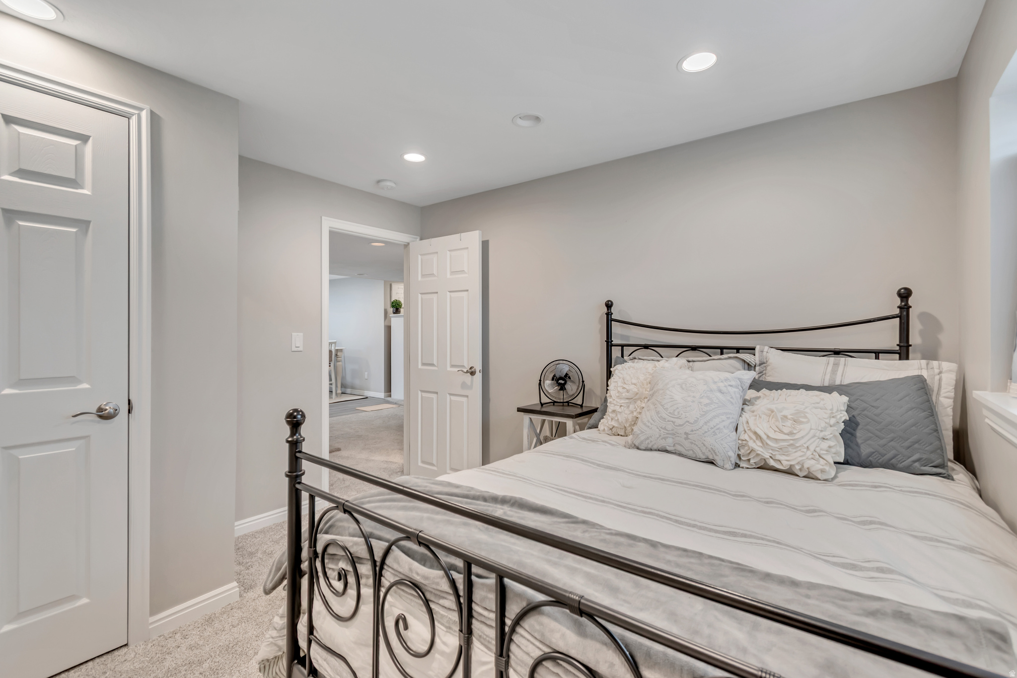 VISTA MEADOWS - Residential