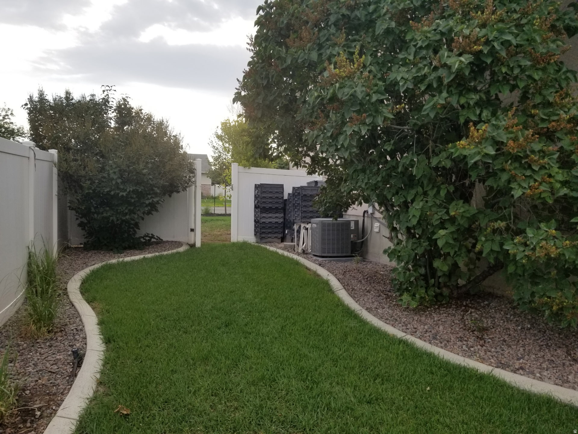 VISTA MEADOWS - Residential