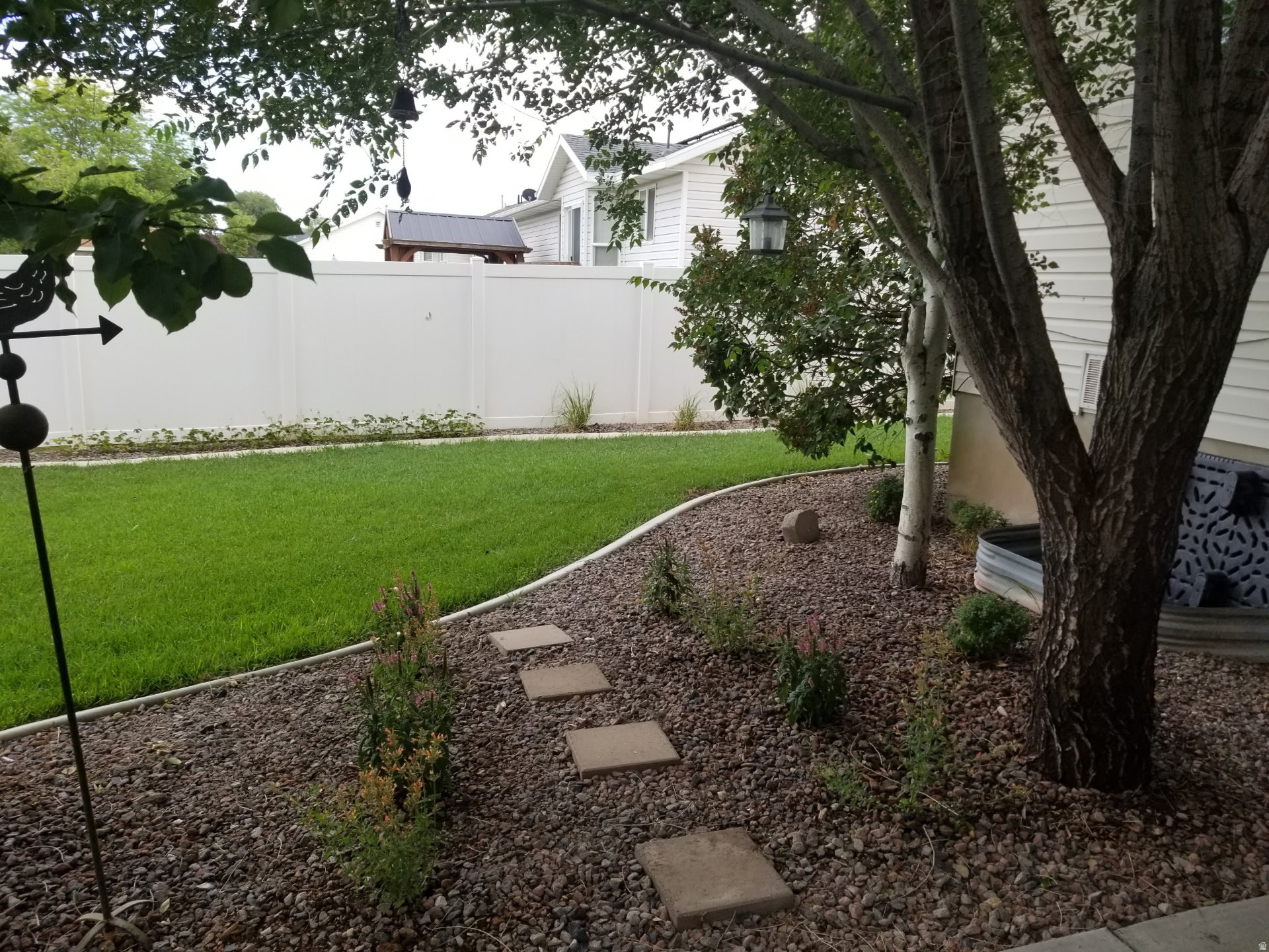 VISTA MEADOWS - Residential