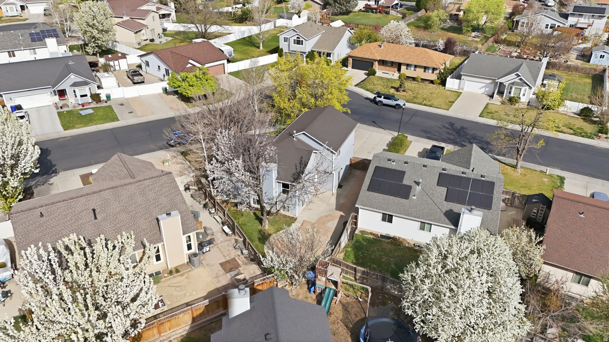 CREEKWOOD - Residential