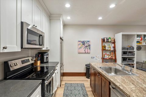 Tiny photo for 1054 E 200 S, Salt Lake City, UT 84102 (MLS # 2133845)