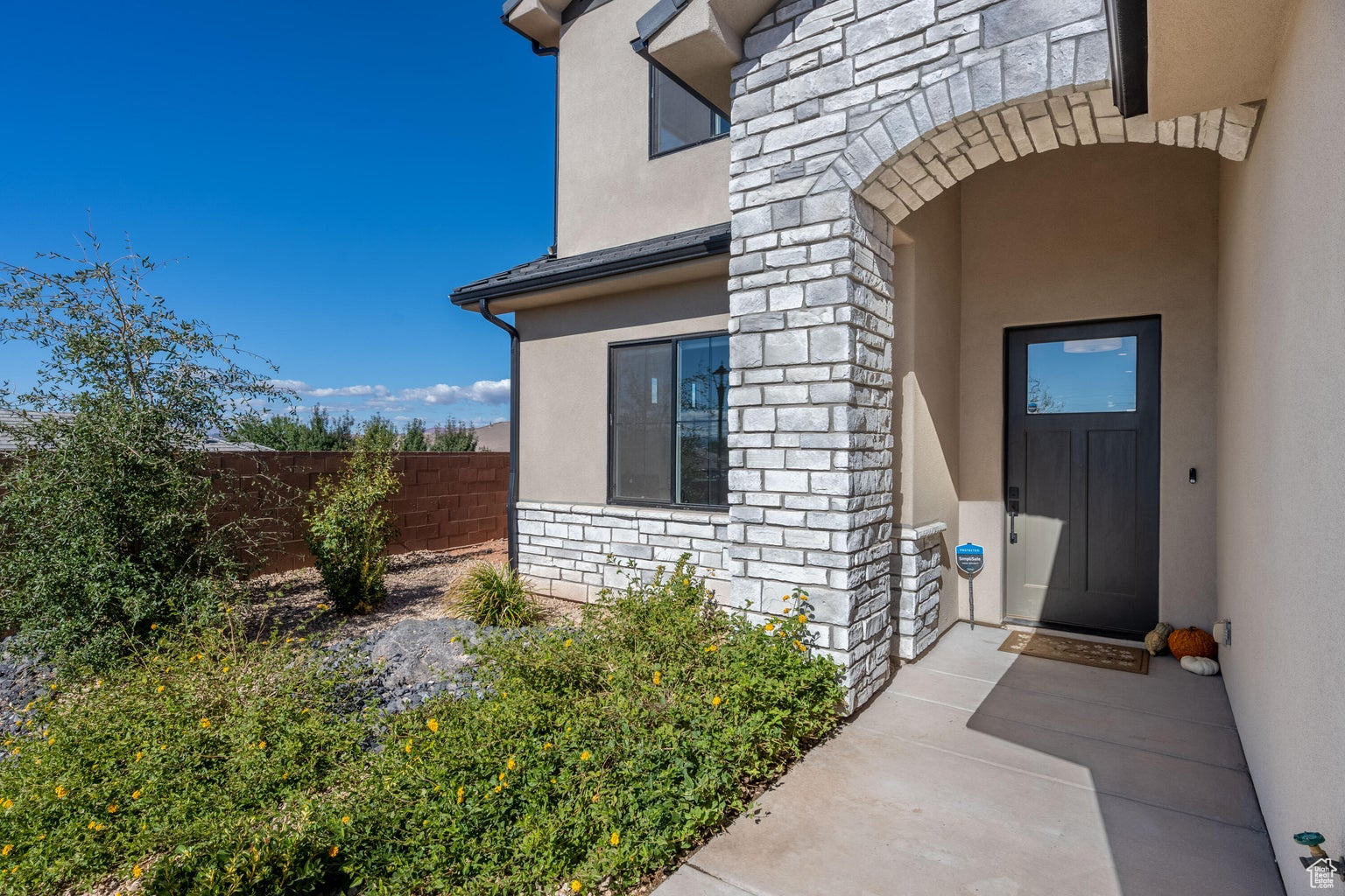 ROADRUNNER RIDGE 5 - Residential